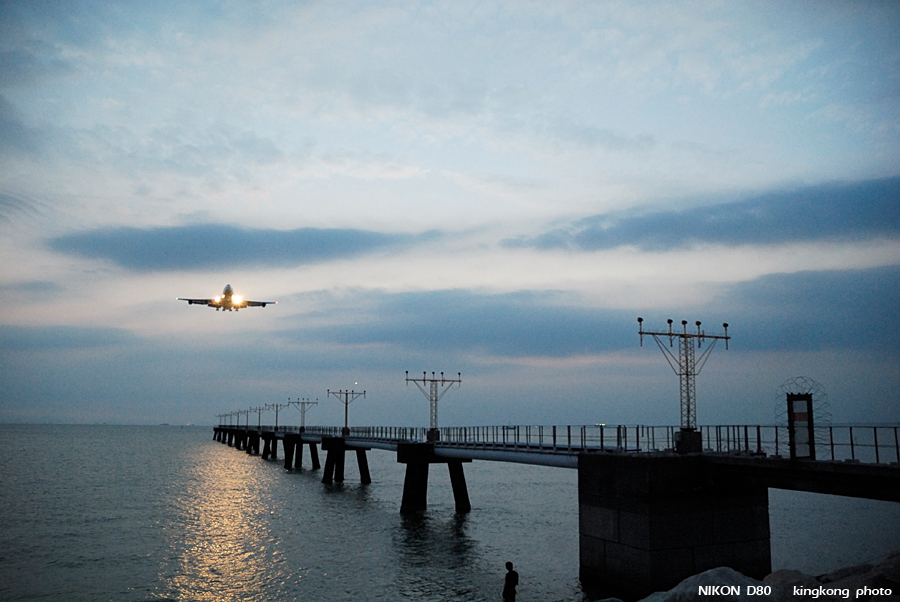 _DSC9345.jpg - Airport