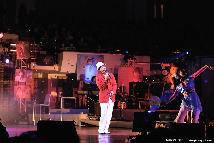 AA0016.jpg - 區瑞強30週年愛重聚演唱會