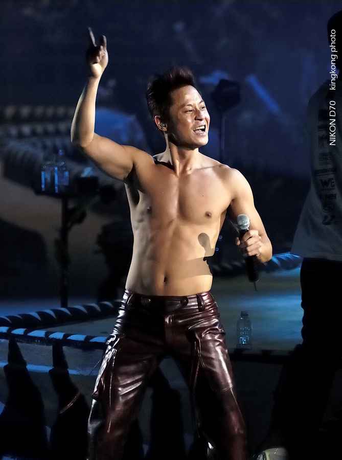 _DSC6063.jpg - 草蜢2006演唱會