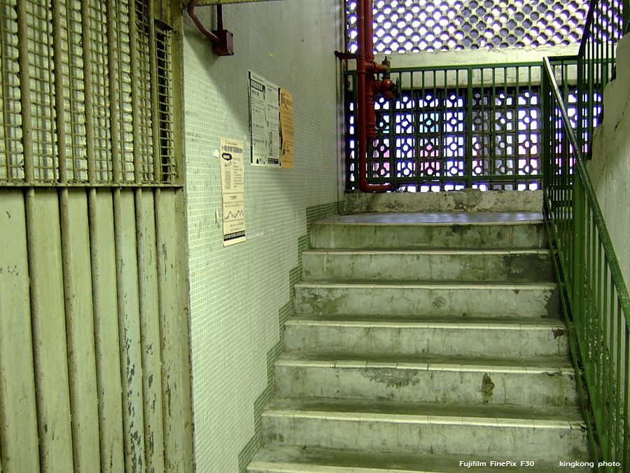 DSCF2465.JPG - Estates