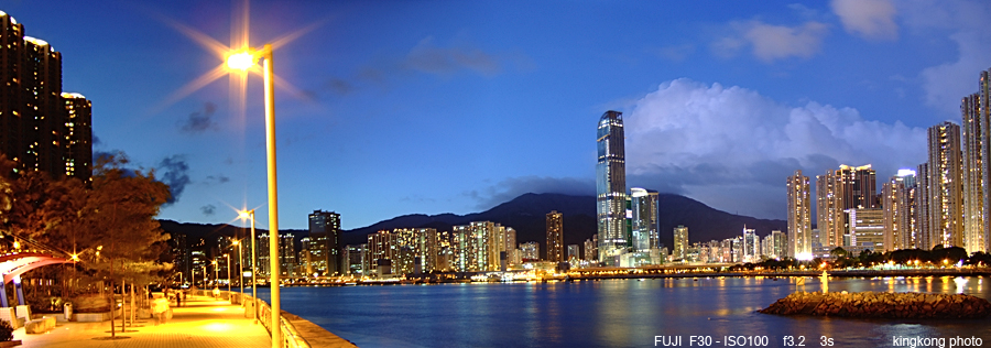 DSCF0557.jpg - Night Shot