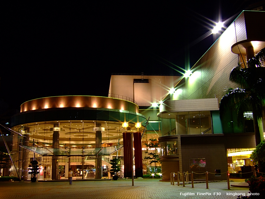DSCF0972.JPG - Night Shot