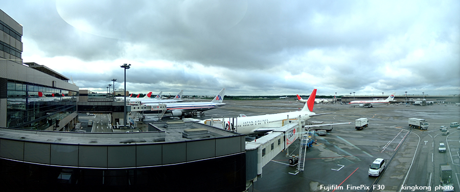 narita_airport1.jpg - Narita Airport, http://www.narita-airport.jp/en/