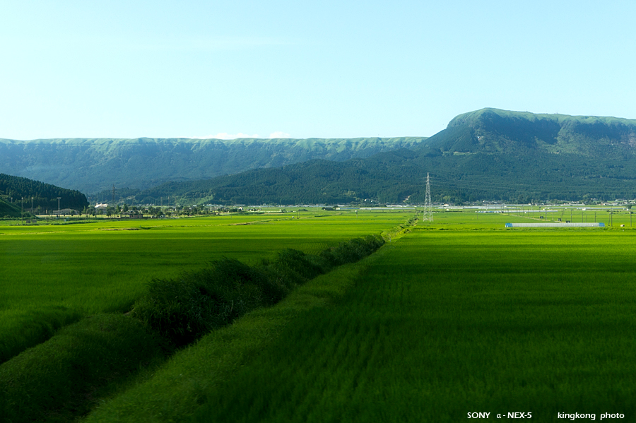 kyushu0839.jpg - Taken at Latitude/Longitude:32.928020/131.007410. 2.32 km East Matoishi Kumamoto Japan   (Map link) 