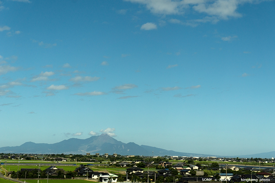 kyushu0963.jpg - Taken at Latitude/Longitude:32.704118/130.523138. 4.86 km North-West Tokuchinoura Kumamoto Japan   (Map link) 
