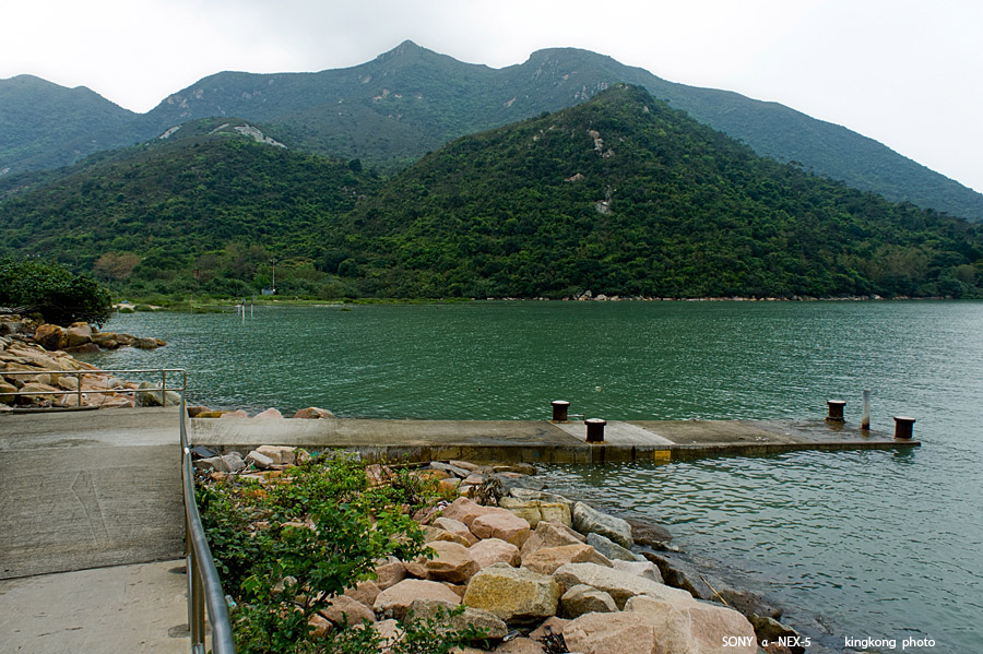 _DSC5461.jpg - Taken at Latitude/Longitude:22.268793/113.887630. 0.53 km East Sham Wat  Hong Kong   (Map link) 