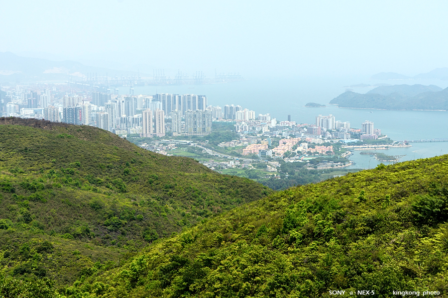 _DSC8824.jpg - Taken at Latitude/Longitude:22.541172/114.200328. 0.87 km North Wo Hang Tai Long  Hong Kong   (Map link) 