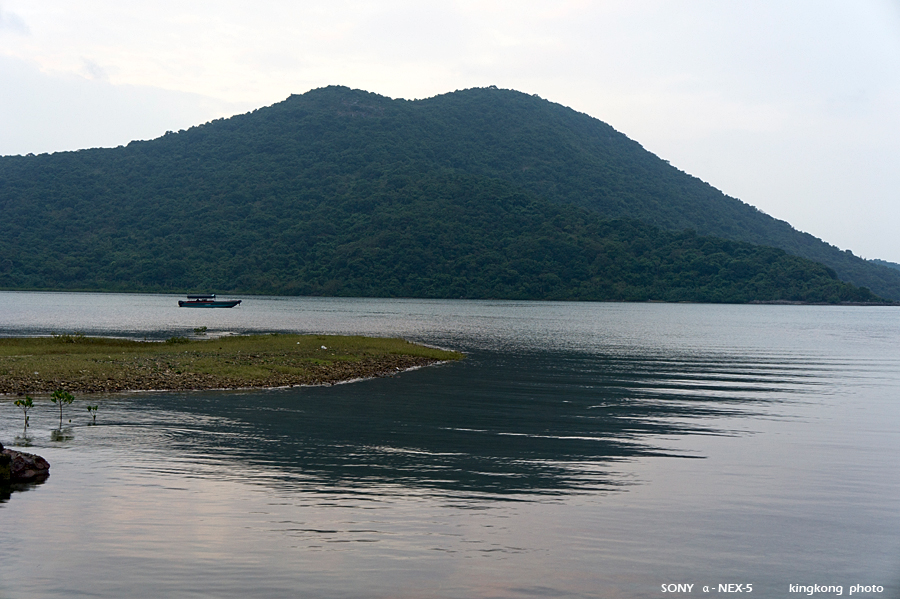 _DSC3545.jpg - Taken at Latitude/Longitude:22.422075/114.352655. 0.66 km North-East Sha Tau  Hong Kong   (Map link) 
