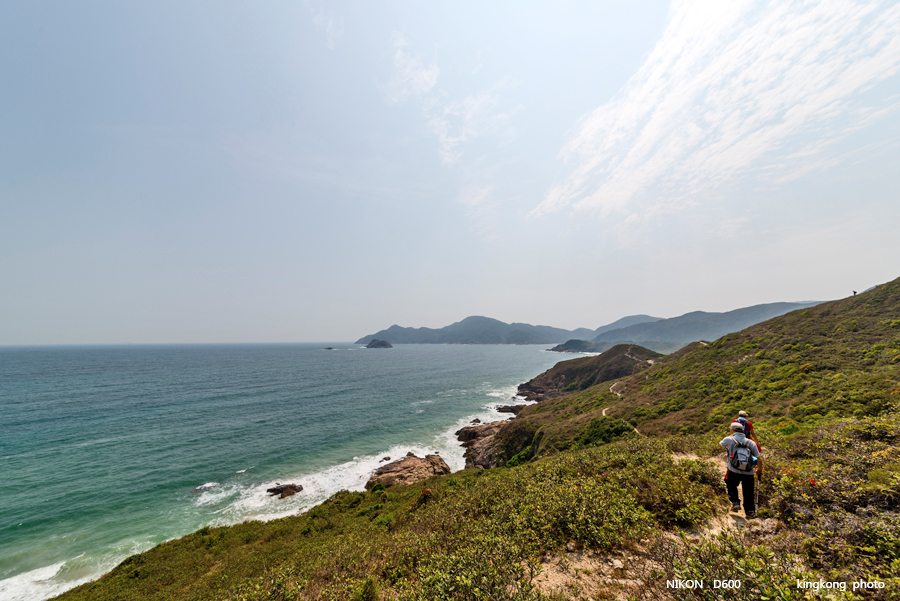 _DSC8247.jpg - Taken at Latitude/Longitude:22.419462/114.382874.  km       (Map link) 