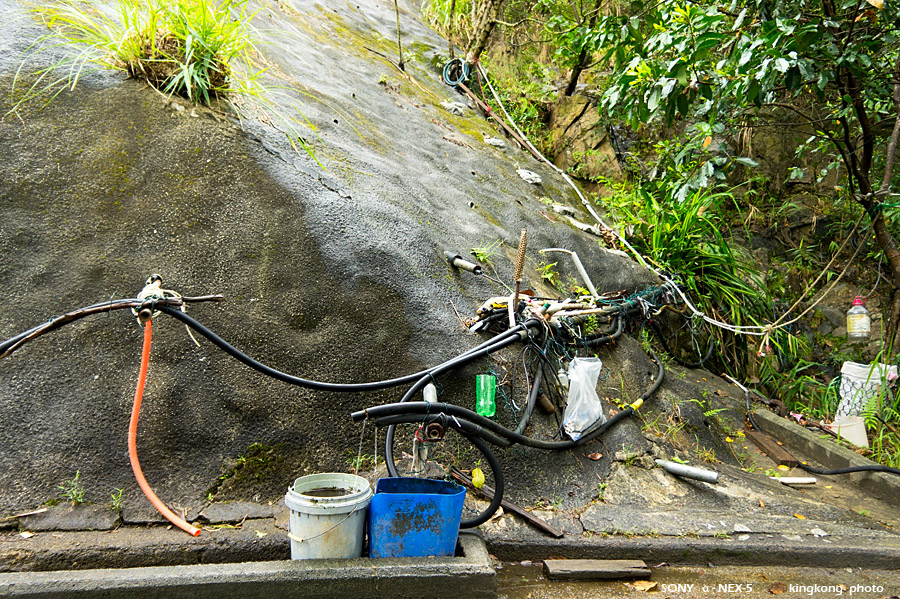 _DSC1417.jpg - Taken at Latitude/Longitude:22.371430/114.089167. 0.80 km North-East Yau Kom Tau  Hong Kong   (Map link) 