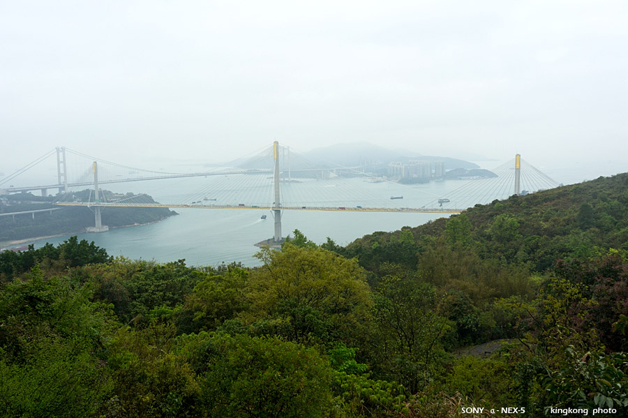 _DSC1433.jpg - Taken at Latitude/Longitude:22.371752/114.086199. 0.64 km North-East Yau Kom Tau  Hong Kong   (Map link) 