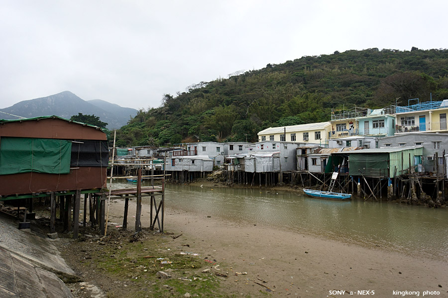 _DSC0532.jpg - Taken at Latitude/Longitude:22.254583/113.862767. 0.18 km North Tai O  Hong Kong   (Map link) 