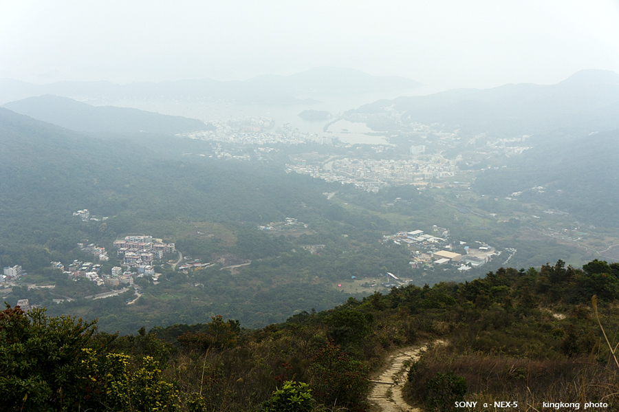 _DSC7622.jpg - Taken at Latitude/Longitude:22.355690/114.226705. 0.93 km North-West Wong Keng Tsai  Hong Kong   (Map link) 