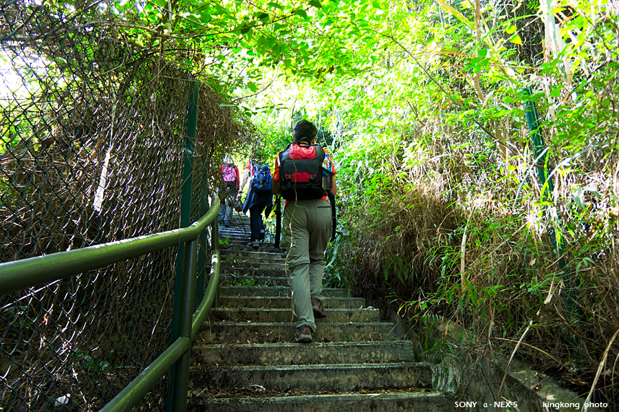 _DSC4252.jpg - Taken at Latitude/Longitude:22.328848/114.032346. 0.51 km South Tai Tsing Chau  Hong Kong   (Map link) 