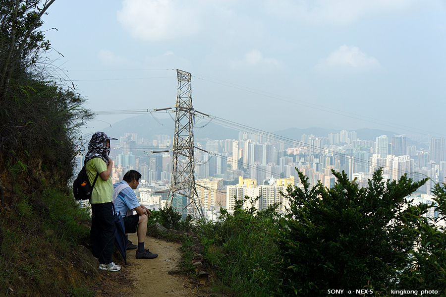 _DSC8982.jpg - Taken at Latitude/Longitude:22.371443/114.146330. 1.44 km East Shek Lei  Hong Kong   (Map link) 