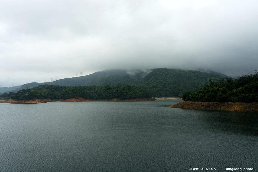 _DSC1715.jpg - Taken at Latitude/Longitude:22.379423/114.148131. 1.58 km East Wo Yi Hop  Hong Kong   (Map link) 