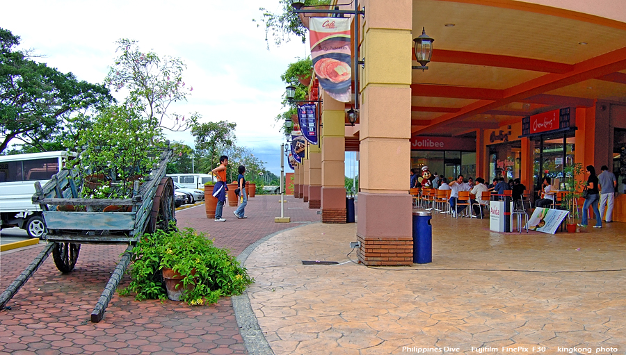 DSCF0932.jpg - Philippines Dive - Shopping Center beside Gas Station